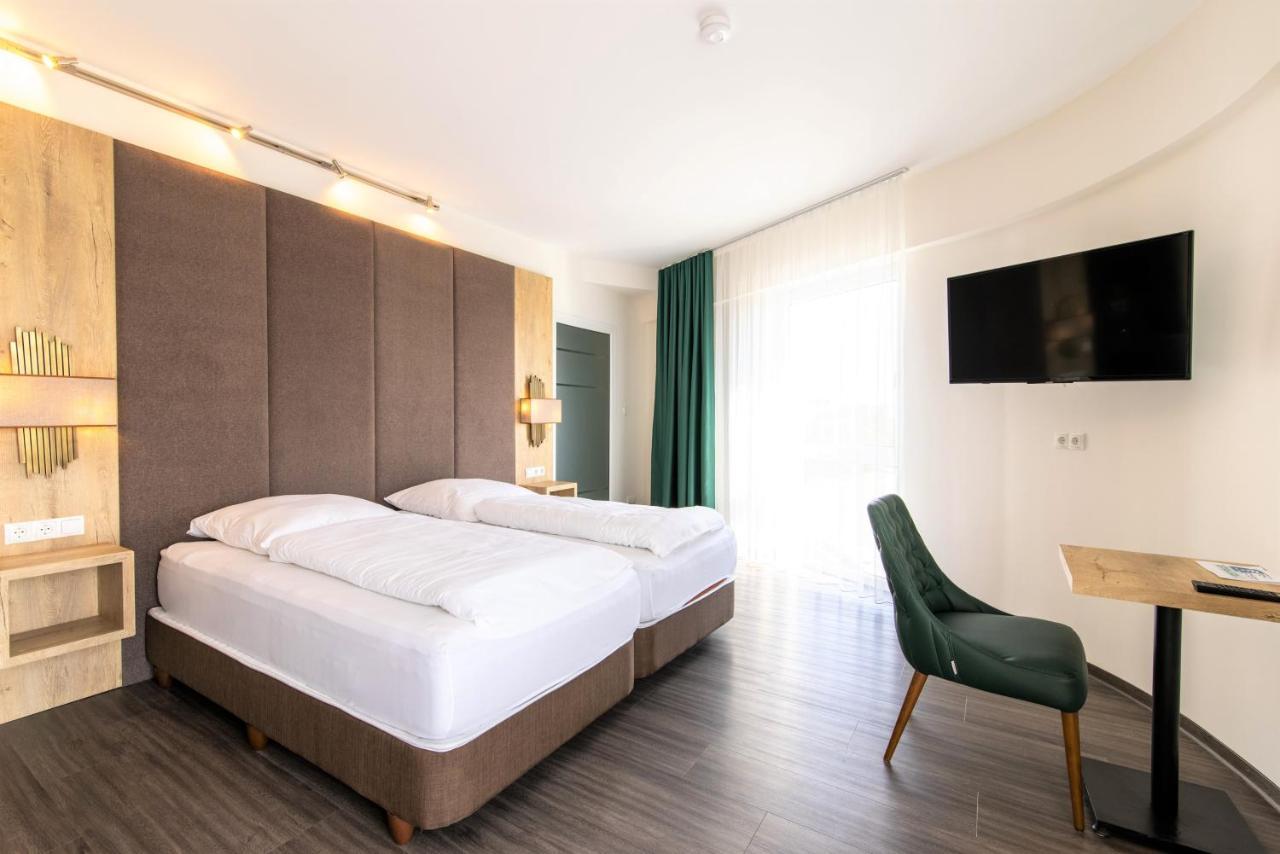 Luxstay Karben Neue Mitte - Self-Check-In Exteriér fotografie